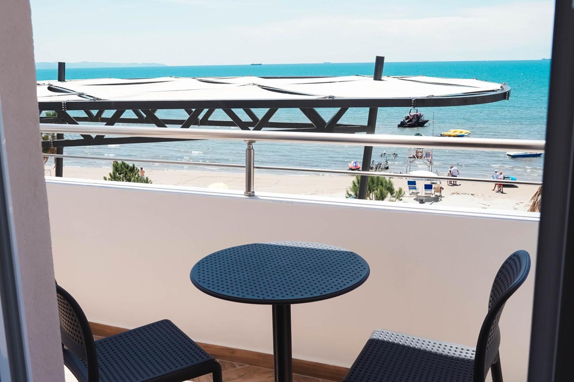 Marina Rooms ドゥラス エクステリア 写真