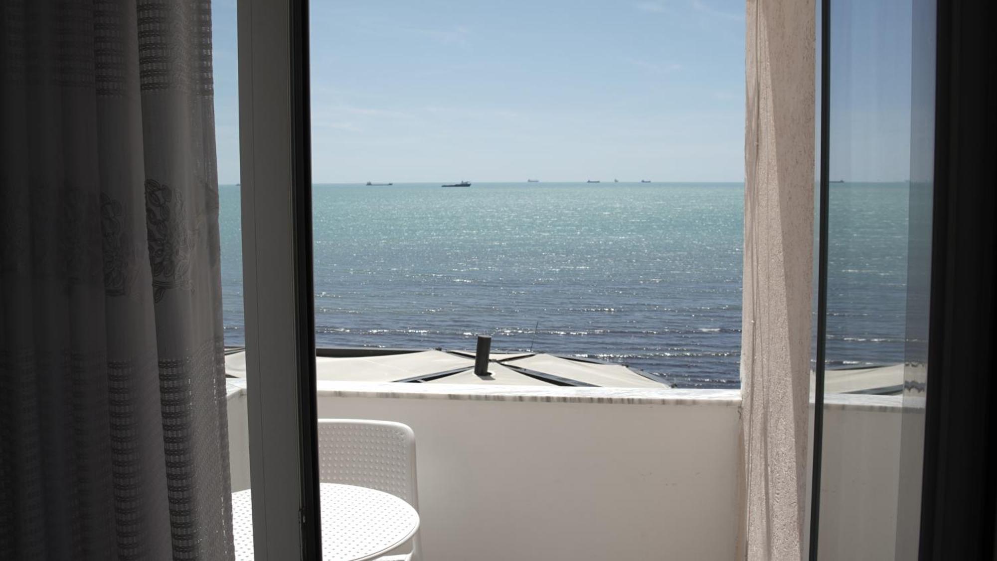 Marina Rooms ドゥラス エクステリア 写真